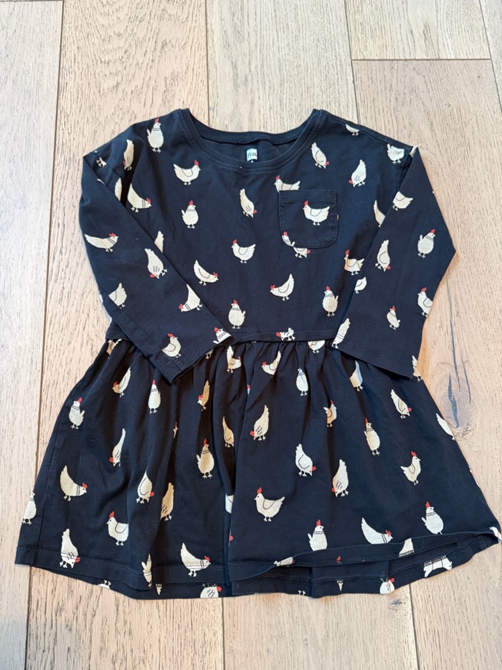 Tea Girls' Black Chicken-Print Long Sleeve Dress